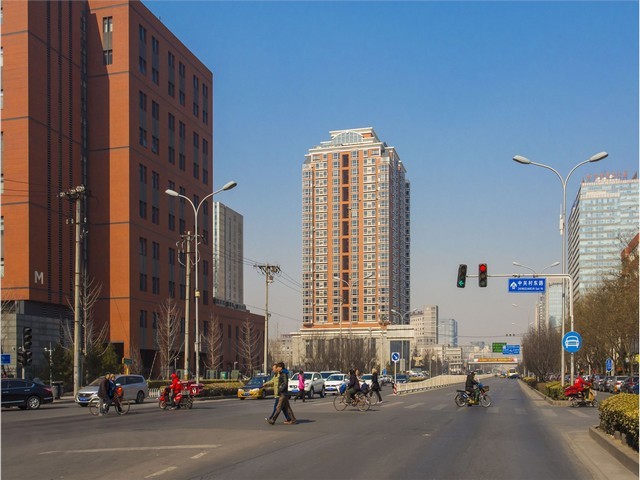 南京哈高洗地机电话